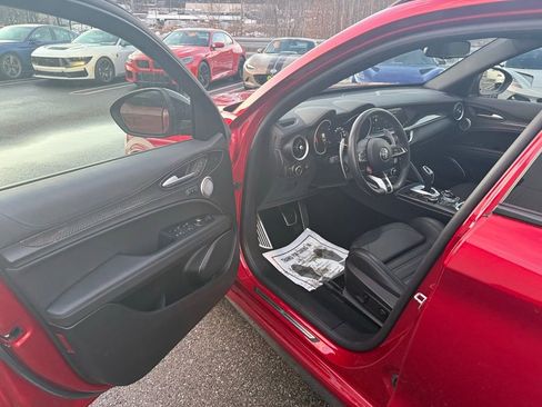 Used 2022 Alfa Romeo Stelvio Quadrifoglio w/ Active Assist Plus Package image 15