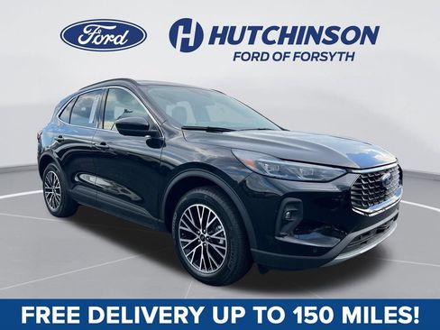 New 2026 Ford Escape SE w/ PHEV Premium Package FWD image 1