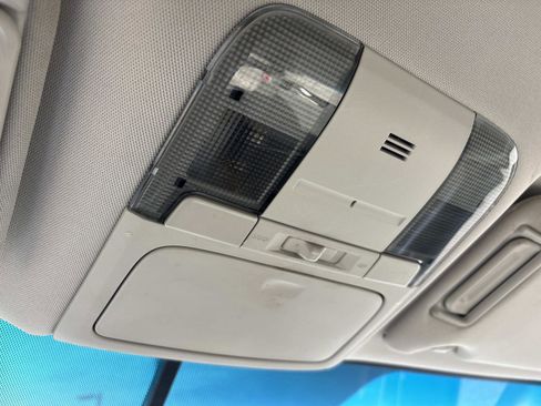 Used 2012 Subaru Outback 2.5i Premium w/ All-Weather Pkg image 28