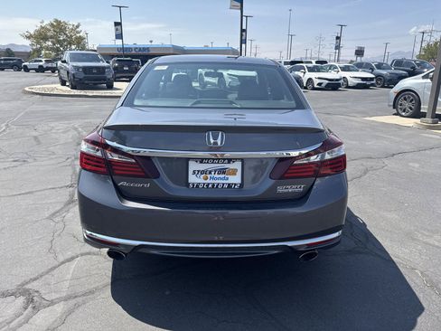 Used 2017 Honda Accord Sport Special Edition image 6