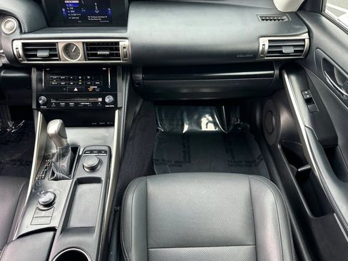 Used 2014 Lexus IS 250 image 28