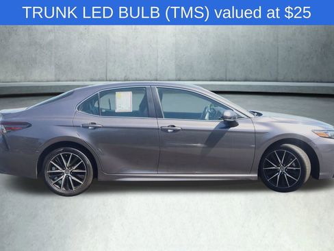 Used 2023 Toyota Camry SE w/ Cold Weather Package AWD/4WD image 10