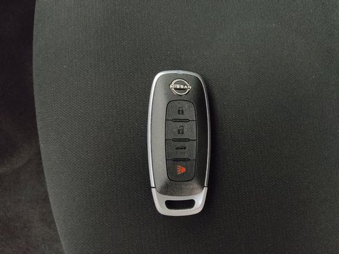 Used 2024 Nissan Sentra SV image 32