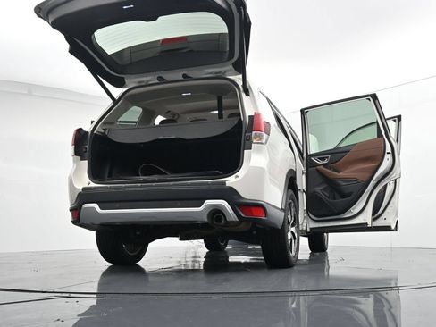 Used 2020 Subaru Forester Touring w/ Popular Package #2 AWD/4WD image 41