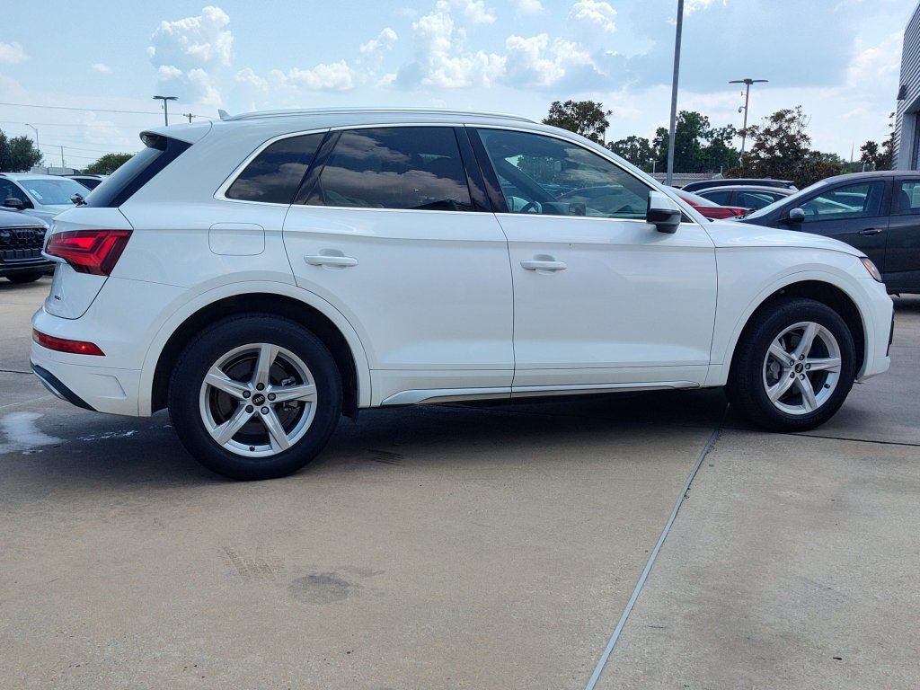 Used 2022 Audi Q5 2.0T Premium w/ Convenience Package AWD/4WD image 11