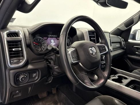 Used 2024 RAM 1500 Laramie AWD/4WD image 19