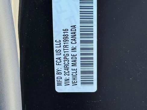 New 2026 Chrysler Pacifica Pinnacle image 30