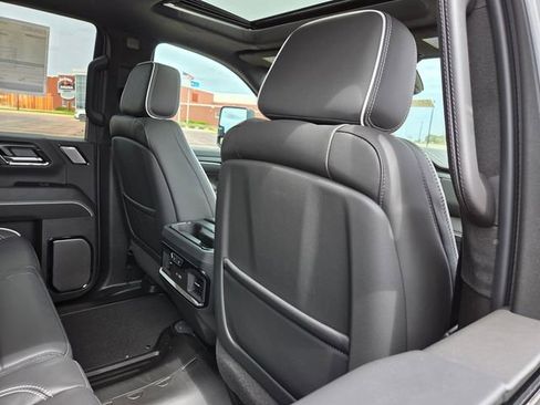 New 2026 GMC Sierra 2500 AT4X AWD/4WD image 44