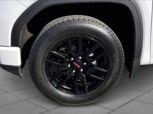 Used 2023 GMC Sierra 1500 Elevation image 10