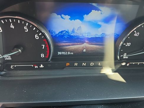 Used 2023 Ford Explorer Limited w/ Equipment Group 301A RWD image 17
