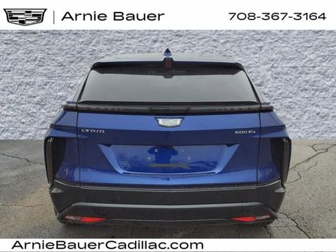 New 2025 Cadillac Lyriq Sport image 9