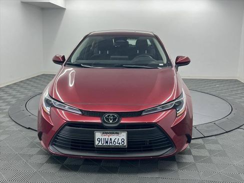 Certified 2025 Toyota Corolla LE image 5