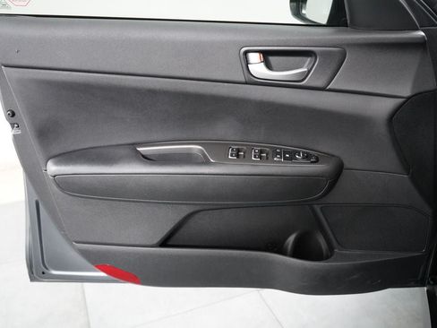 Used 2020 Kia Optima LX FWD image 21