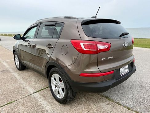Used 2013 Kia Sportage LX w/ Convenience Pkg AWD/4WD image 7