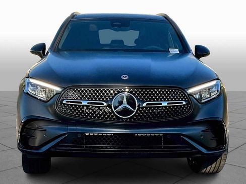 Used 2025 Mercedes-Benz GLC 300 image 9