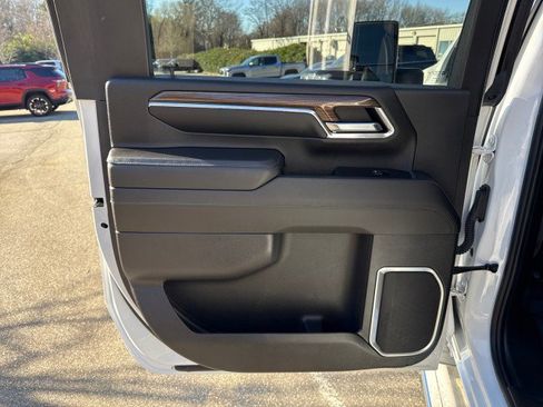 Used 2024 Chevrolet Silverado 2500 LT w/ Safety Package image 37