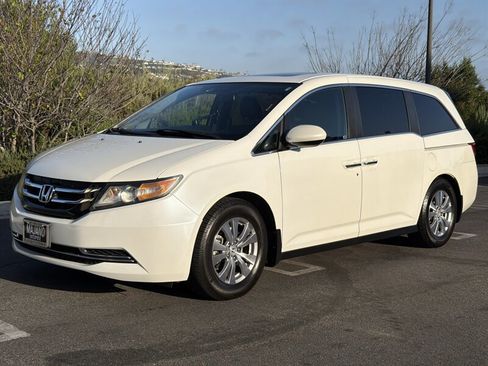 Used 2016 Honda Odyssey EX-L image 2