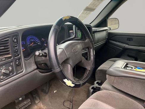 Used 2006 Chevrolet Silverado 1500 LT image 16