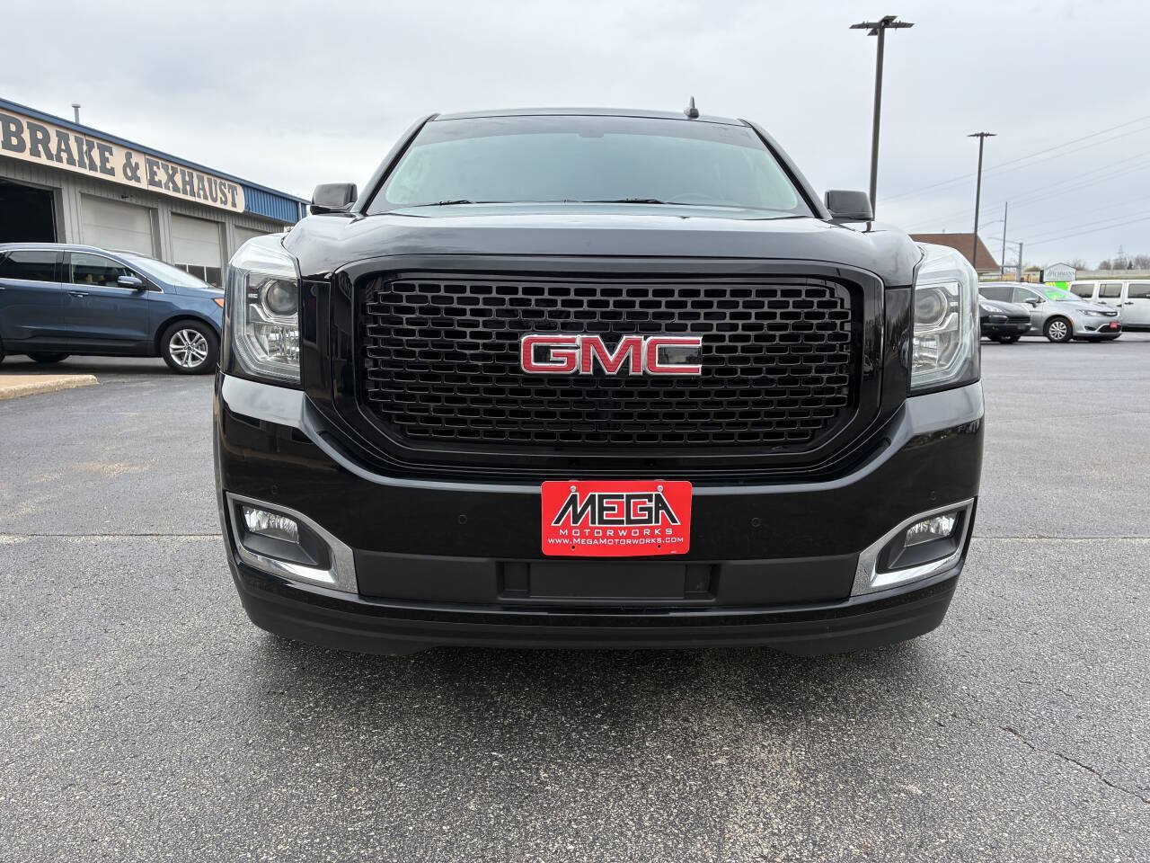 Used 2017 GMC Yukon SLE w/ SLE Value Package AWD/4WD image 25