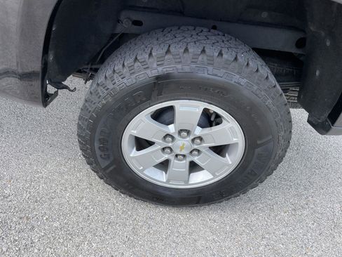 Used 2020 Chevrolet Colorado W/T w/ WT Convenience Package image 30