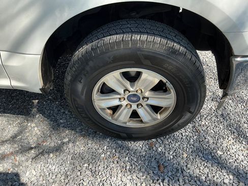 Used 2018 Ford F150 XLT AWD/4WD image 22