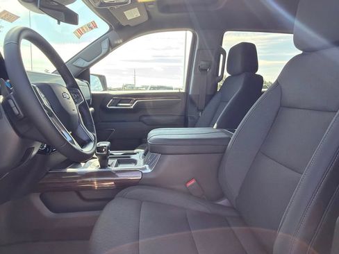 New 2026 Chevrolet Silverado 1500 LT Trail Boss w/ LPO, Dark Essentials Package AWD/4WD image 16