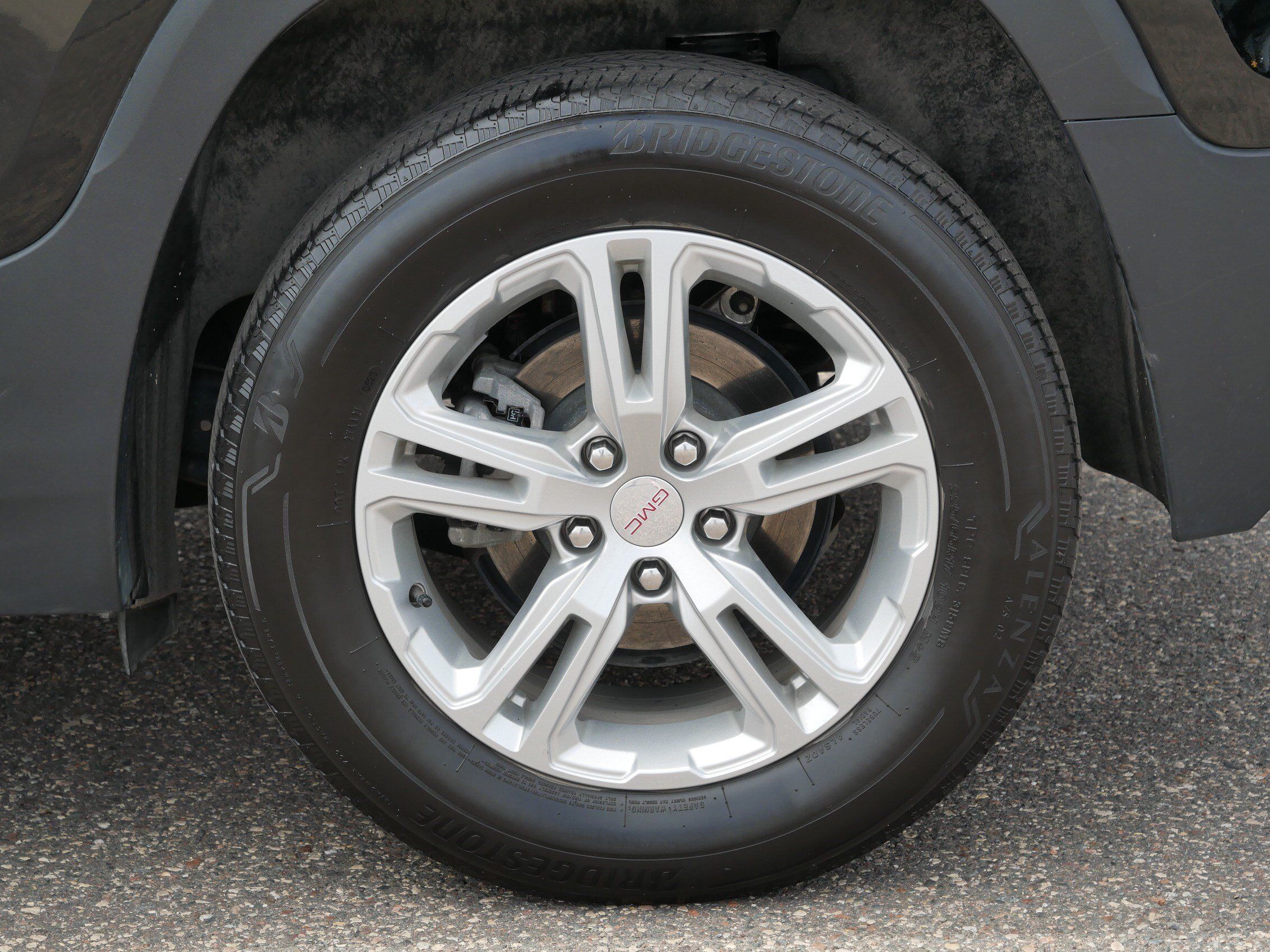 Used 2023 GMC Terrain SLE w/ Driver Convenience Package AWD/4WD image 15