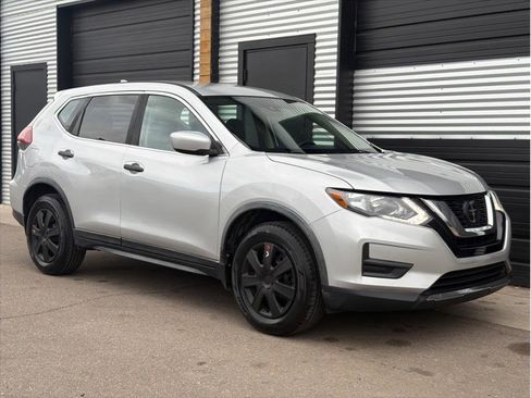 Used 2020 Nissan Rogue S image 12