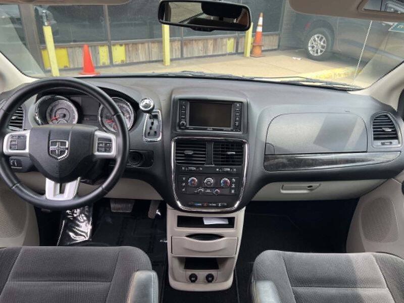 Used 2017 Dodge Grand Caravan SE w/ Power Window Group FWD image 20
