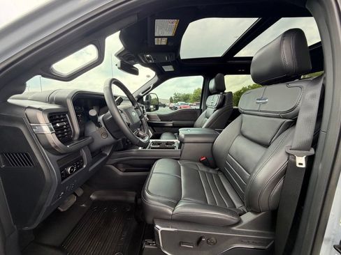 Used 2026 Ford F250 Platinum w/ Tremor Off-Road Package AWD/4WD image 2