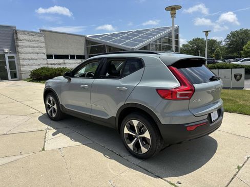New 2026 Volvo XC40 B5 Plus w/ Protection Package Premier image 5