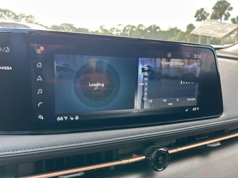 New 2024 Nissan Ariya AWD image 29