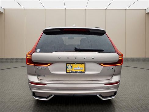 New 2026 Volvo XC60 B5 Plus w/ Protection Package Premier image 8