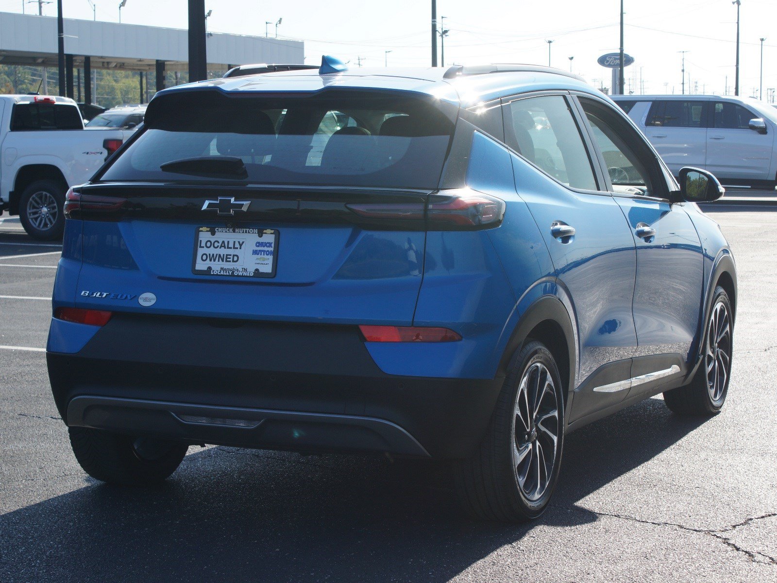 Used 2022 Chevrolet Bolt EUV Premier w/ Sun & Sound Package FWD image 19