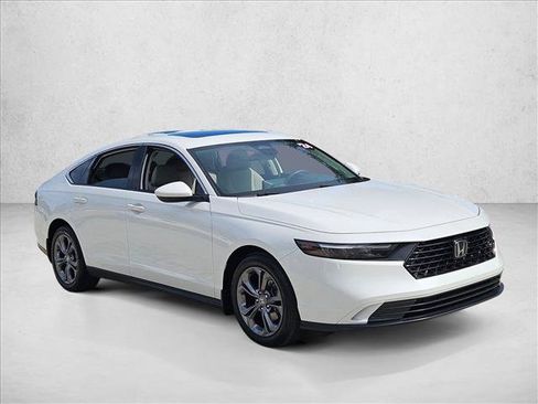 Used 2024 Honda Accord EX image 3