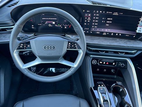 New 2025 Audi Q5 Premium image 13