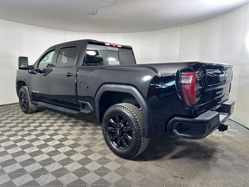 Used 2024 GMC Sierra 2500 AT4 w/ AT4 Premium Plus Package image 5