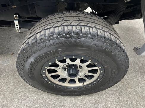 Used 2019 Ford F150 Lariat w/ Equipment Group 502A Luxury image 16