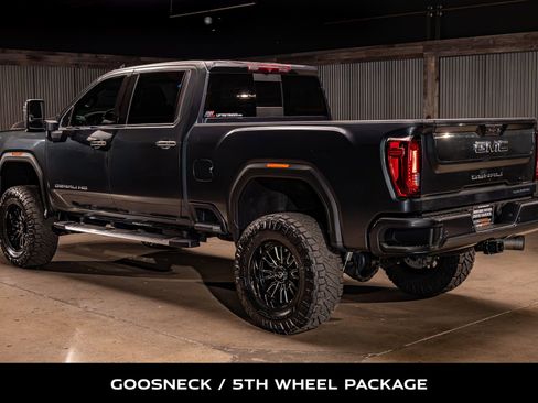 Used 2023 GMC Sierra 2500 Denali image 7