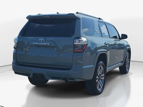 Used 2022 Toyota 4Runner TRD Sport AWD/4WD image 6