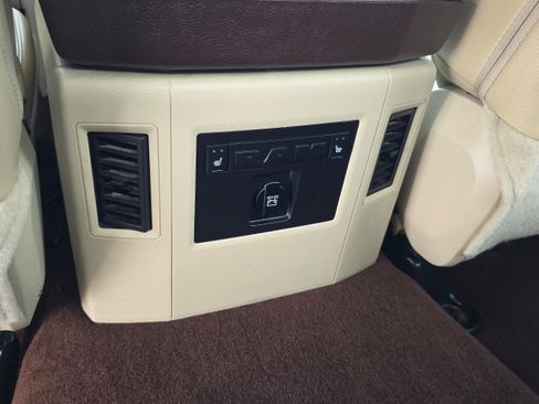 Used 2017 RAM 1500 Laramie w/ Convenience Group RWD image 24