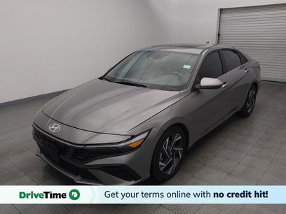 Used 2024 Hyundai Elantra SEL w/ Convenience Package