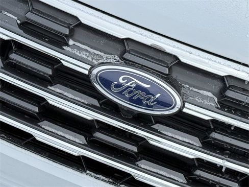 New 2026 Ford Explorer Active w/ Active Comfort Package image 3