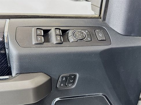 Used 2022 Ford F350 Platinum image 20