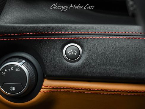 Used 2018 Ferrari 488 GTB image 12