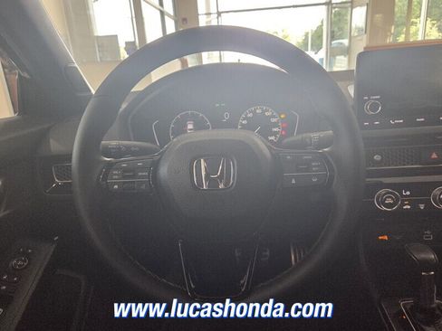 Used 2023 Honda Civic Sport image 10