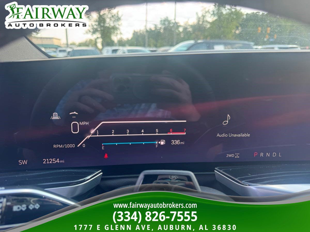 Used 2025 Cadillac Escalade Sport w/ Touring Package AWD/4WD image 22