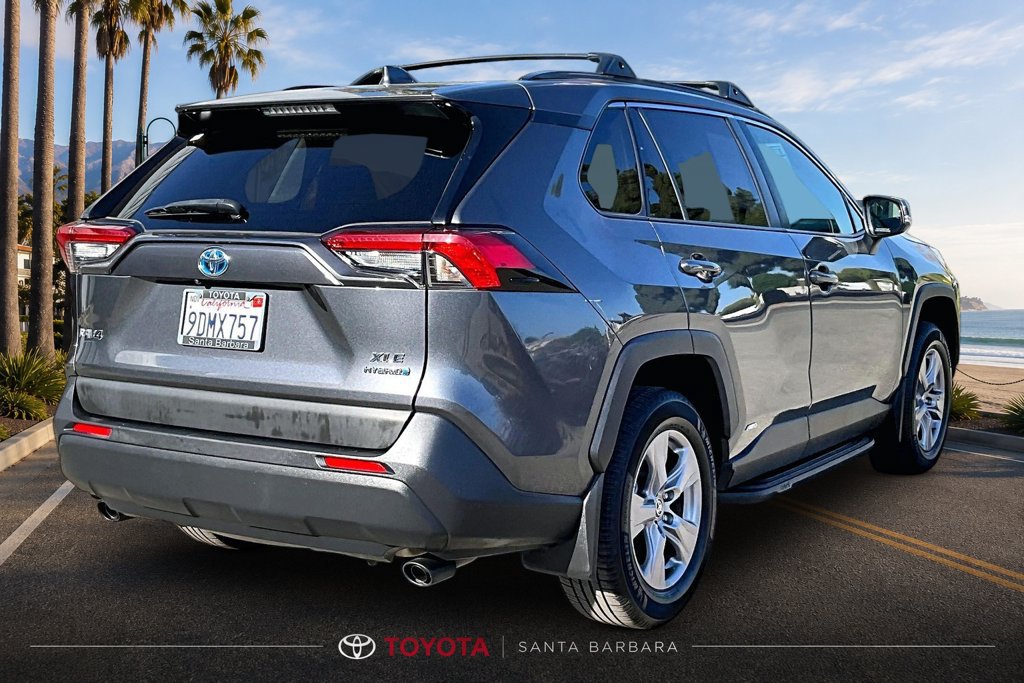 Used 2023 Toyota RAV4 XLE w/ Convenience Package AWD/4WD image 5