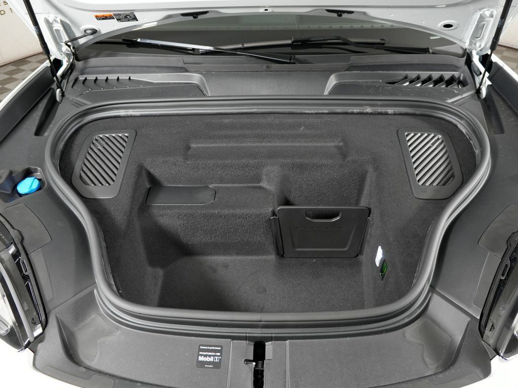 Certified 2026 Porsche Macan 4 Electric AWD/4WD image 12