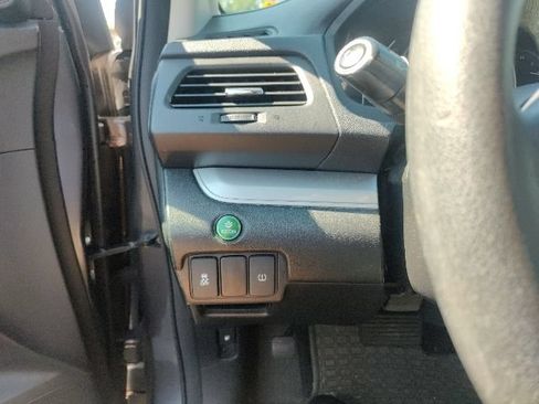 Used 2015 Honda CR-V EX image 29